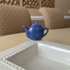 Blue Polka Dot Teapot Platter Decoration 🫖